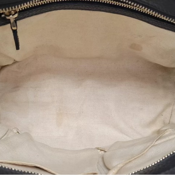 Gucci Purse- Authentic - Picture 7 of 16